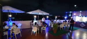 Hollywood Heights – Rooftop Restaurant